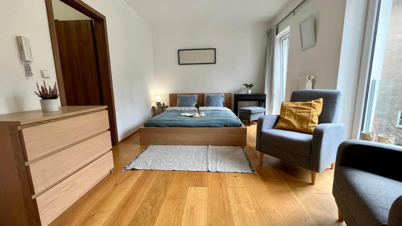 The Apartment Close To The City Center And O2 Arena Прага Екстериор снимка